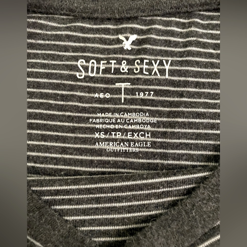American Eagle Soft & Sexy T
